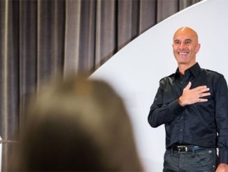 Robin Sharma